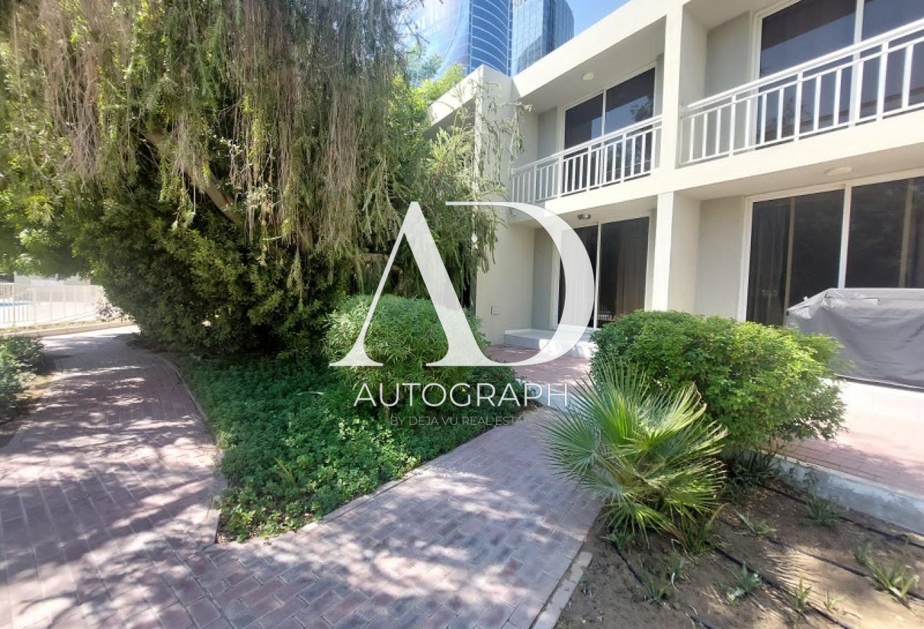 Elegant 3BR Villa with Maid’s Room | Shared Pool photo 16