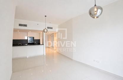 Apartment - 3 - 3 for rent in Damac Heights - Dubai Marina - Dubai