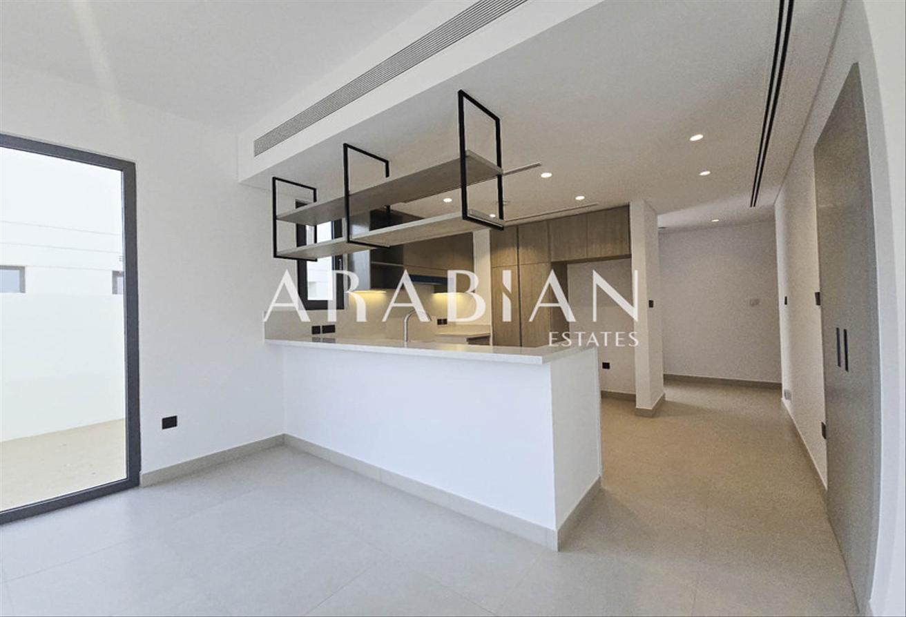5 Bedrooms | Close to Pool & Park | Brand New photo 7