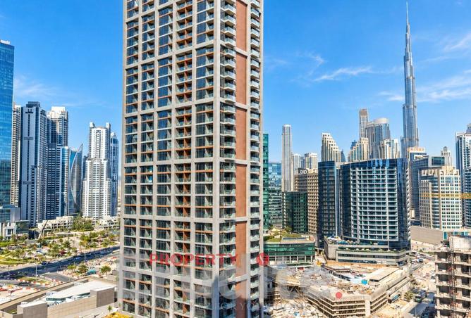 Modern Living | Burj Khalifa View | Spacious