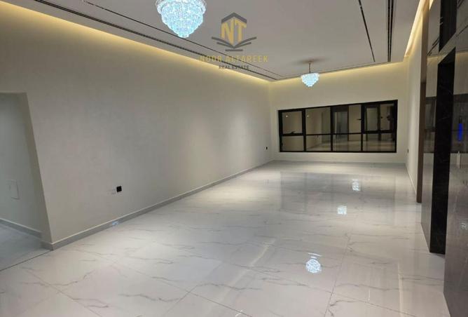 53162362 - صورة العقار 2