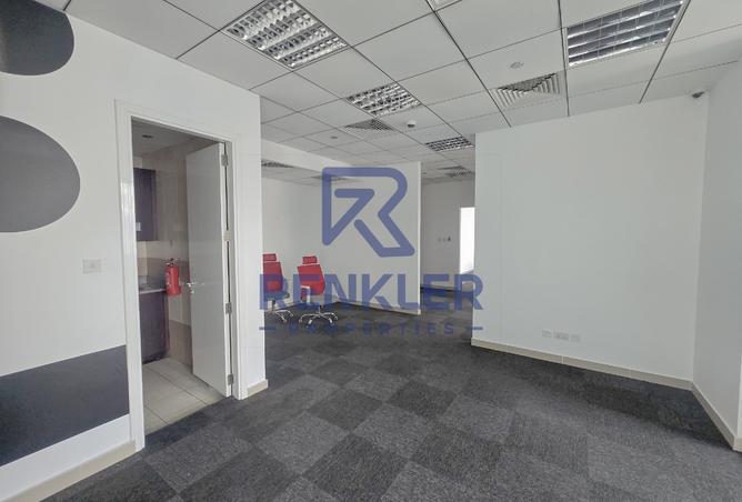 136554458 - Property Image 3