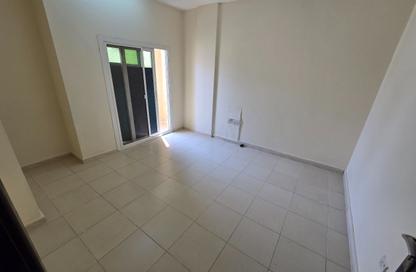 Apartment - 1 - 1 for rent in Fire Station Road - Muwaileh - Sharjah