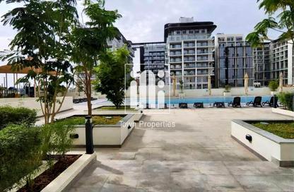 Townhouse - 3 Bedrooms - 5 Bathrooms for sale in Oasis Residences - Masdar City - Abu Dhabi