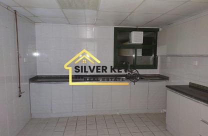 Apartment - 3 Bedrooms - 3 Bathrooms for rent in Abu Shagara building - Abu shagara - Sharjah Apartment - 3 Bedrooms - 3 Bathrooms for rent in Abu Shagara building - Abu shagara - Sharjah