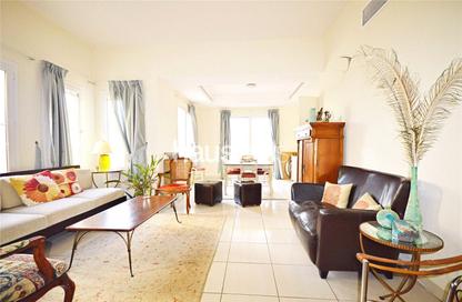 Villa - 3 Bedrooms - 4 Bathrooms for rent in Springs 3 - The Springs - Dubai
