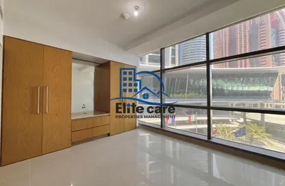 Apartment - 1 Bedroom - 1 Bathroom for rent in Etihad Tower 4 - Etihad Towers - Corniche Road - Abu Dhabi