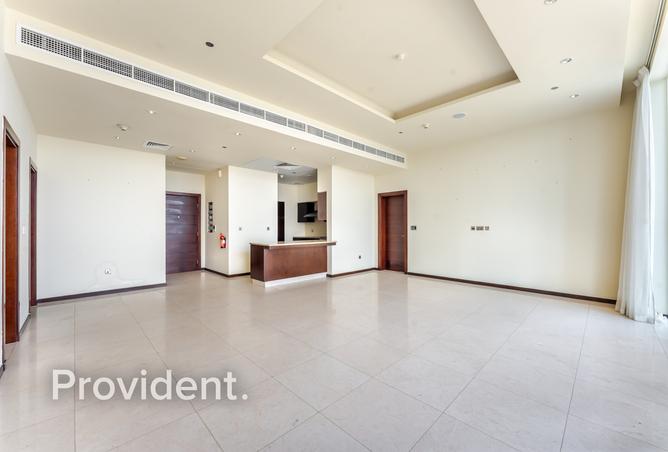 122002803 - Property Image 2