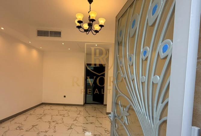 107750070 - Property Image 3