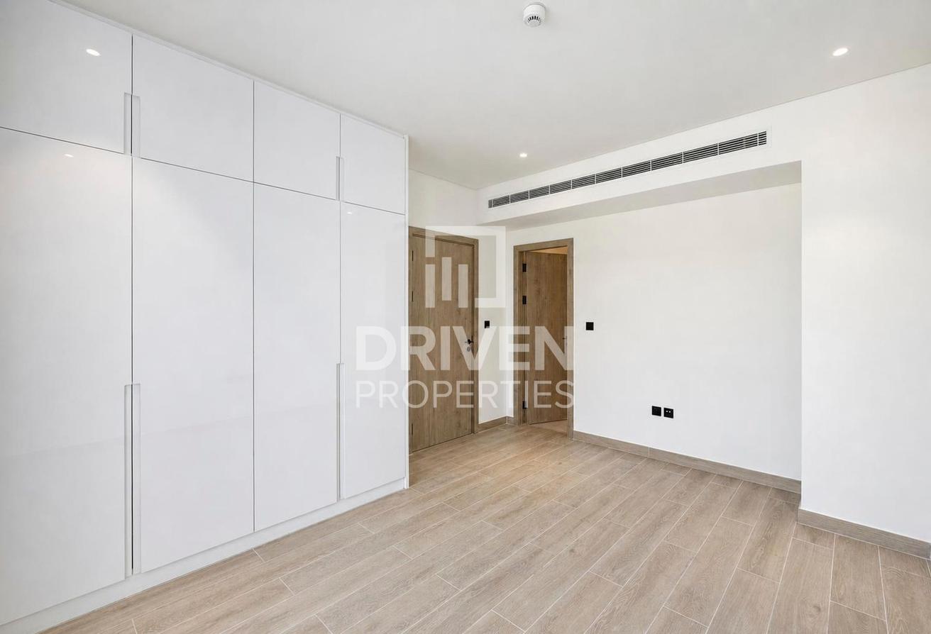 Rented | Unique and Modern Layout | Spacious photo 11