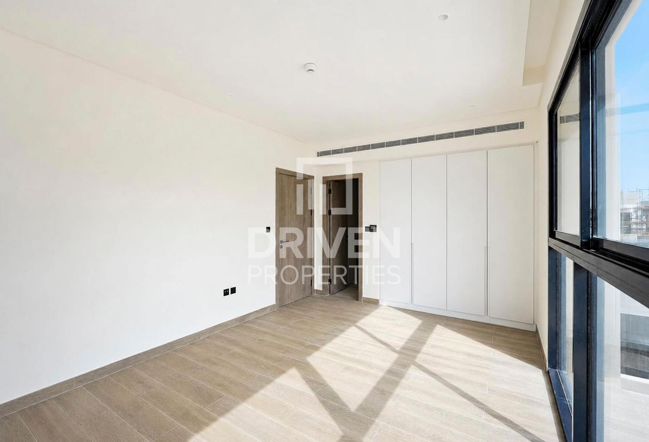 Rented | Unique and Modern Layout | Spacious photo 9