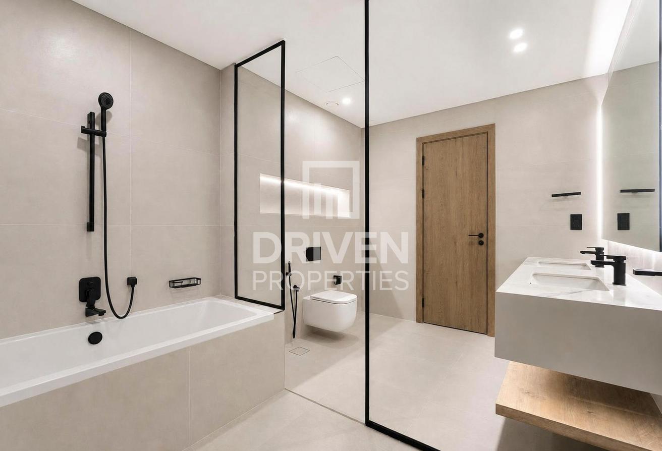 Rented | Unique and Modern Layout | Spacious photo 18