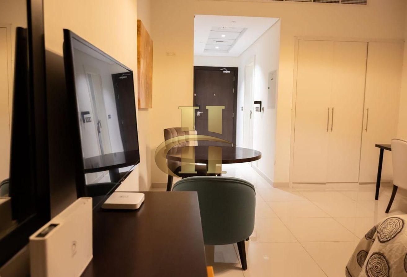 Fully Furnished | Best Deal | Flexible Cheques photo 7