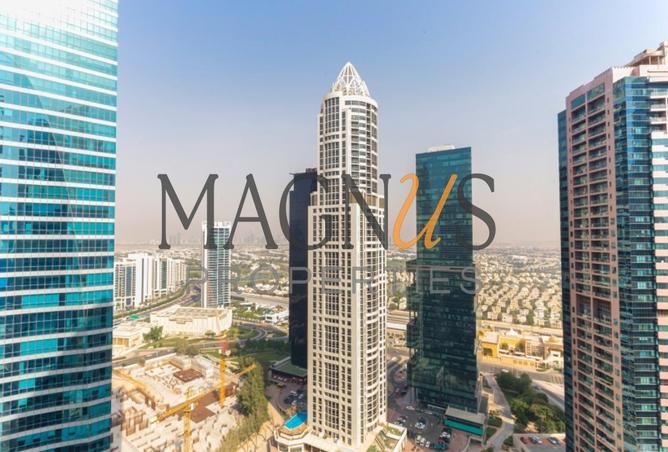 VASTU COMPLIANT | HIGH FLOOR | LAKE VIEW