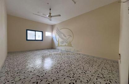 Apartment - 2 - 2 for rent in Al Mujarrah - Al Sharq - Sharjah Apartment - 2 - 2 for rent in Al Mujarrah - Al Sharq - Sharjah