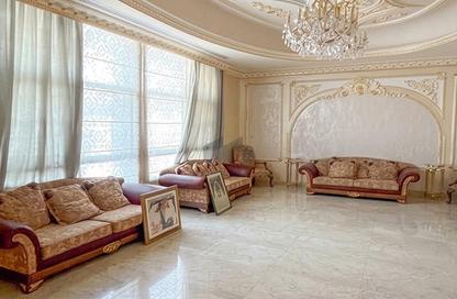 Villa - 7+ - 7+ for rent in Al Manhal - Abu Dhabi