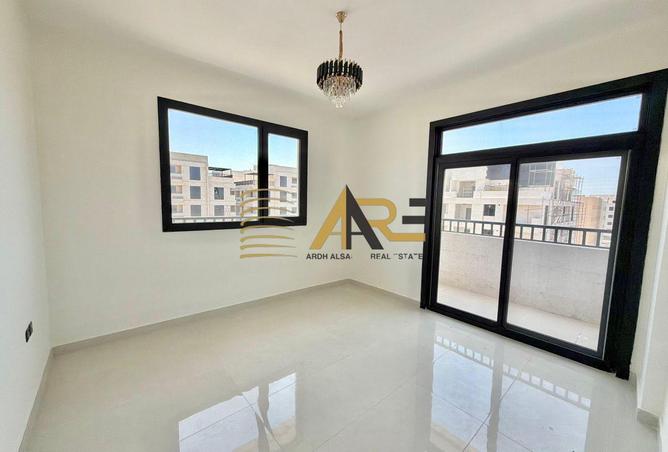 102413473 - Property Main Image