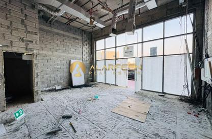 Shop - Studio - 1 for rent in Al Abeir Tower - District 17 - Jumeirah Village Circle - Dubai