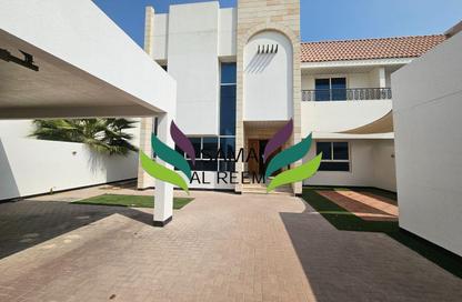 Villa - 5 - 4 for rent in Umm Suqeim 1 Villas - Umm Suqeim 1 - Umm Suqeim - Dubai