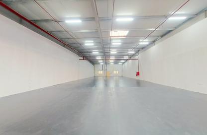 Warehouse - Studio - 1 Bathroom for rent in Wadi AL AIN 1 - Al Noud - Al Ain