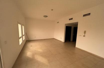 Apartment - 1 - 2 for sale in Al Thamam 09 - Al Thamam - Remraam - Dubai Apartment - 1 - 2 for sale in Al Thamam 09 - Al Thamam - Remraam - Dubai