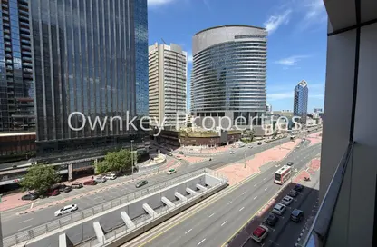 شقة - 2 غرف نوم - 3 حمامات للايجار في برج تيتانيوم - الكرامة - دبي