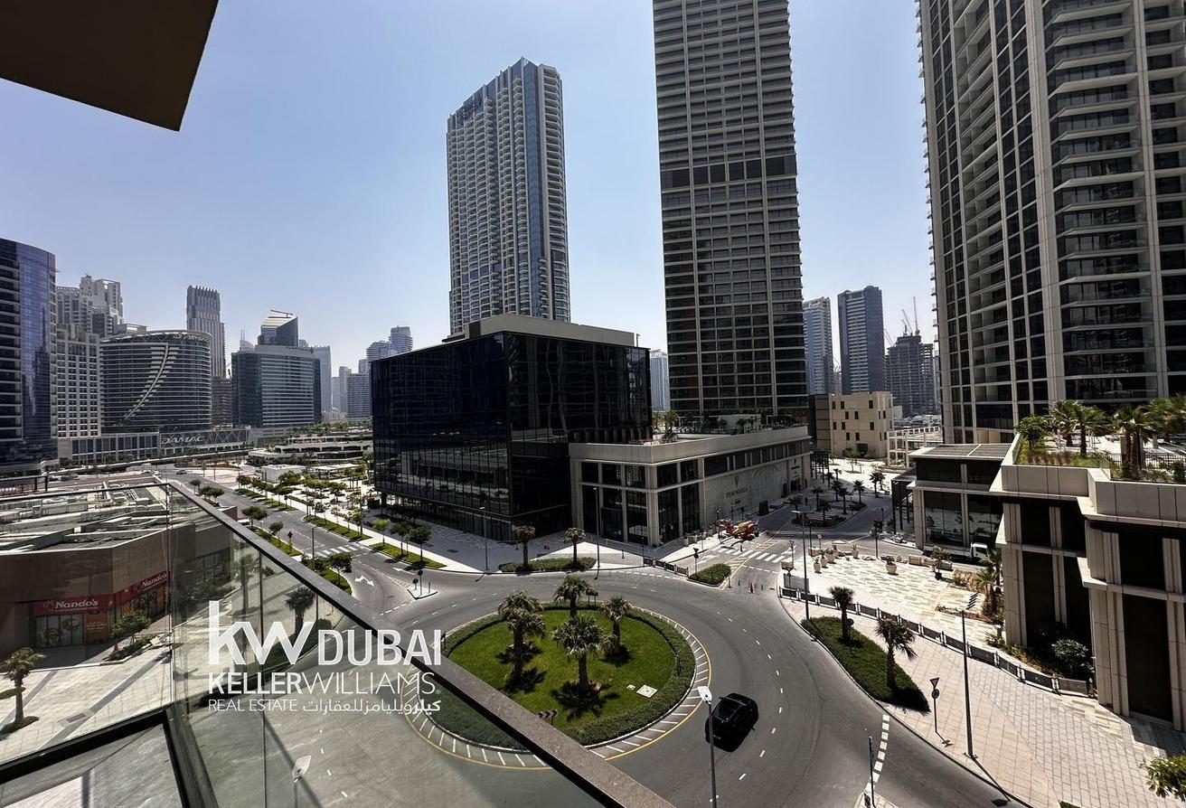 Vacant | Furnished | Burj View | Conner Unit photo 28