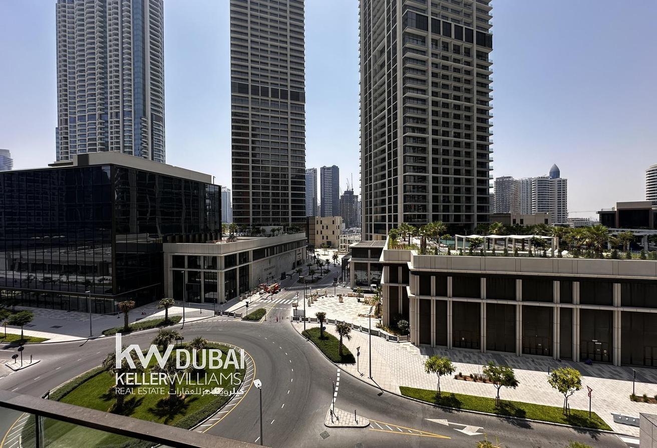 Vacant | Furnished | Burj View | Conner Unit photo 30