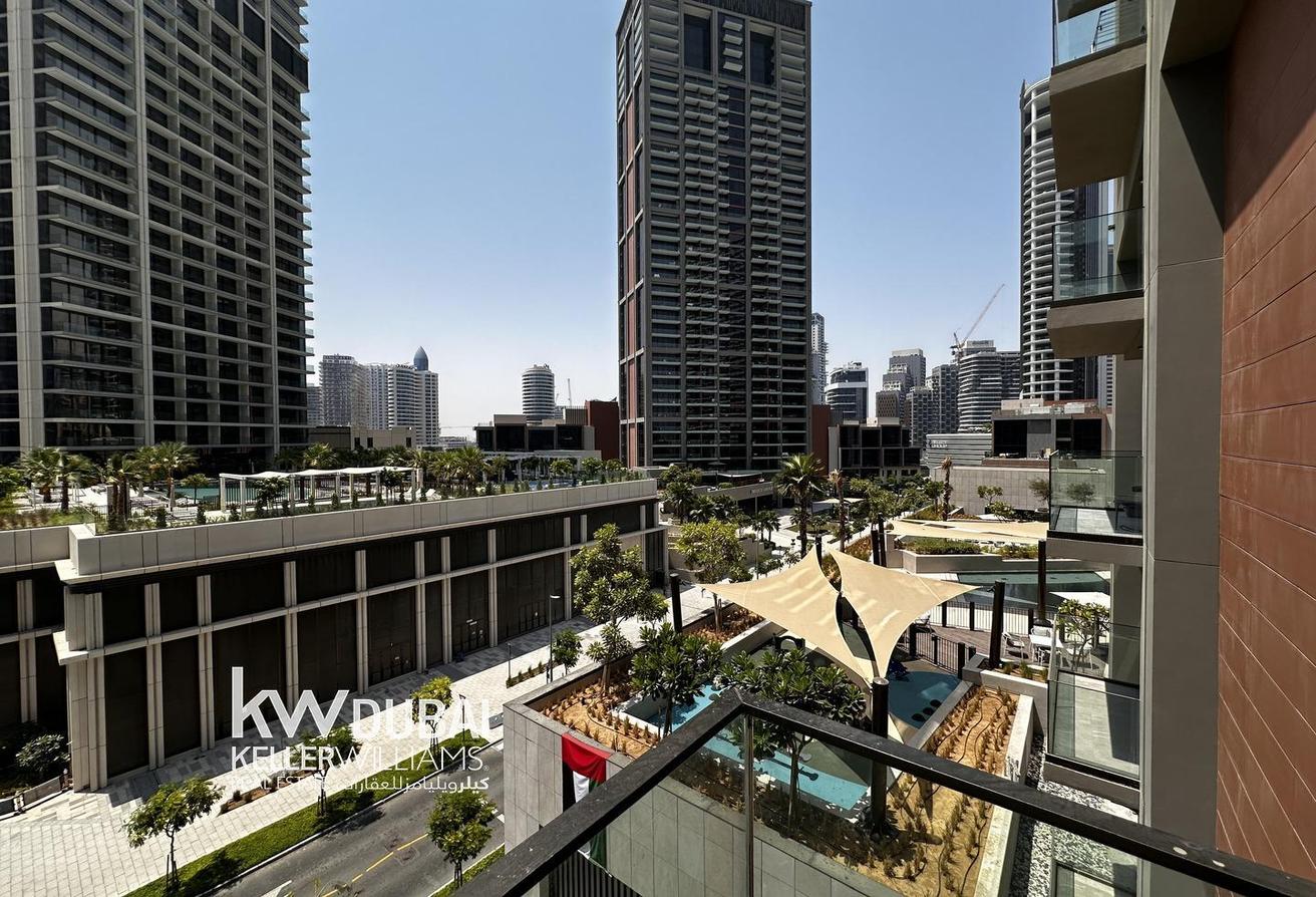 Vacant | Furnished | Burj View | Conner Unit photo 26