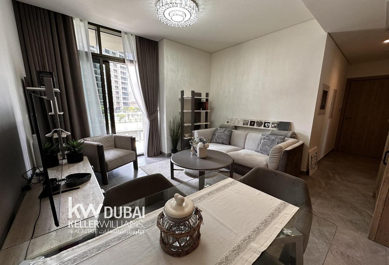 Vacant | Furnished | Burj View | Conner Unit photo 2