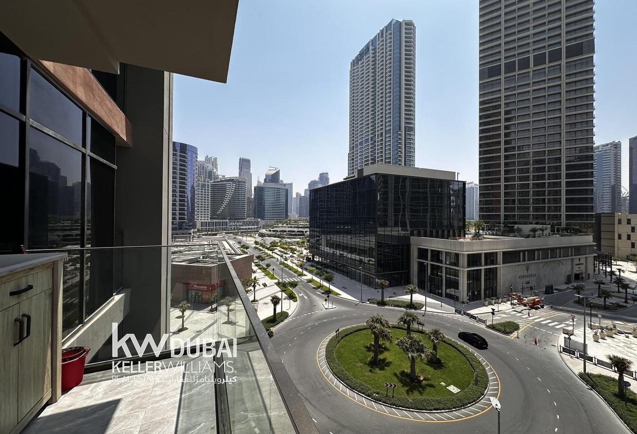 Vacant | Furnished | Burj View | Conner Unit photo 29