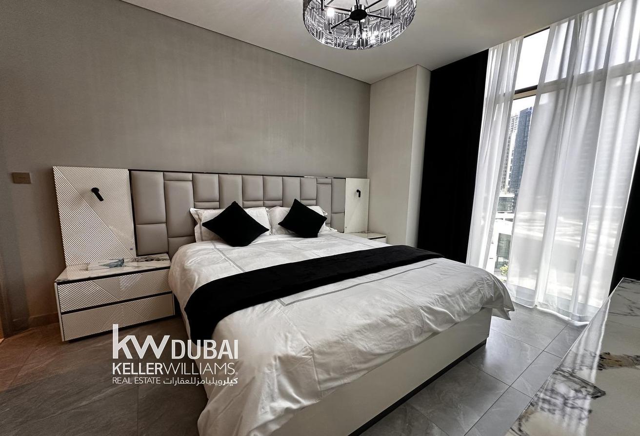 Vacant | Furnished | Burj View | Conner Unit photo 10