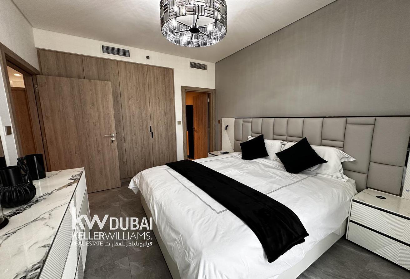 Vacant | Furnished | Burj View | Conner Unit photo 11