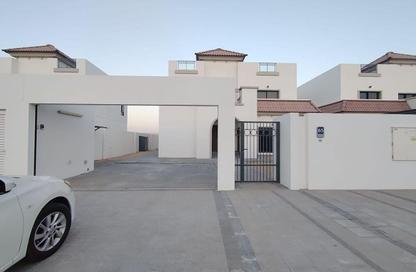 Villa - 3 Bedrooms - 5 Bathrooms for rent in Alreeman II - Al Shamkha - Abu Dhabi