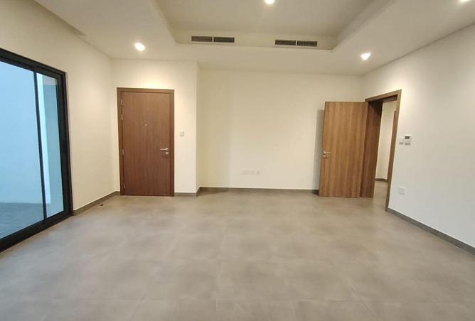 114155873 - Property Image 3