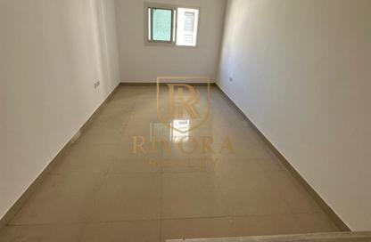Office Space - Studio - 1 Bathroom for rent in Naif - Deira - Dubai