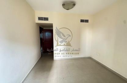 Apartment - 1 - 2 for rent in Al Majaz 2 - Al Majaz - Sharjah