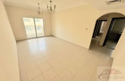 Apartment - 2 Bedrooms - 2 Bathrooms for rent in Muwaileh 29 Building - Muwaileh - Sharjah