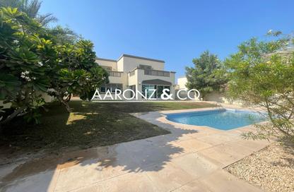 Villa - 4 Bedrooms - 4 Bathrooms for rent in District 3 - Jumeirah Park - Dubai
