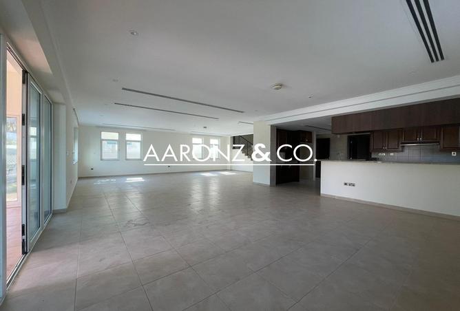 79845139 - Property Image 2