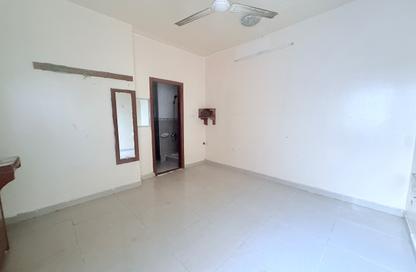 Apartment - Studio - 1 for rent in Muweileh Community - Muwaileh Commercial - Sharjah