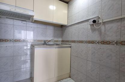 Apartment - Studio - 1 for rent in Al Hamriya - Bur Dubai - Dubai