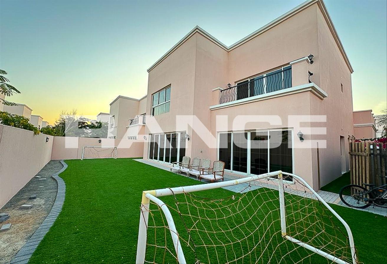 Fully Furnished | View Today | Corner Upgraded photo 25