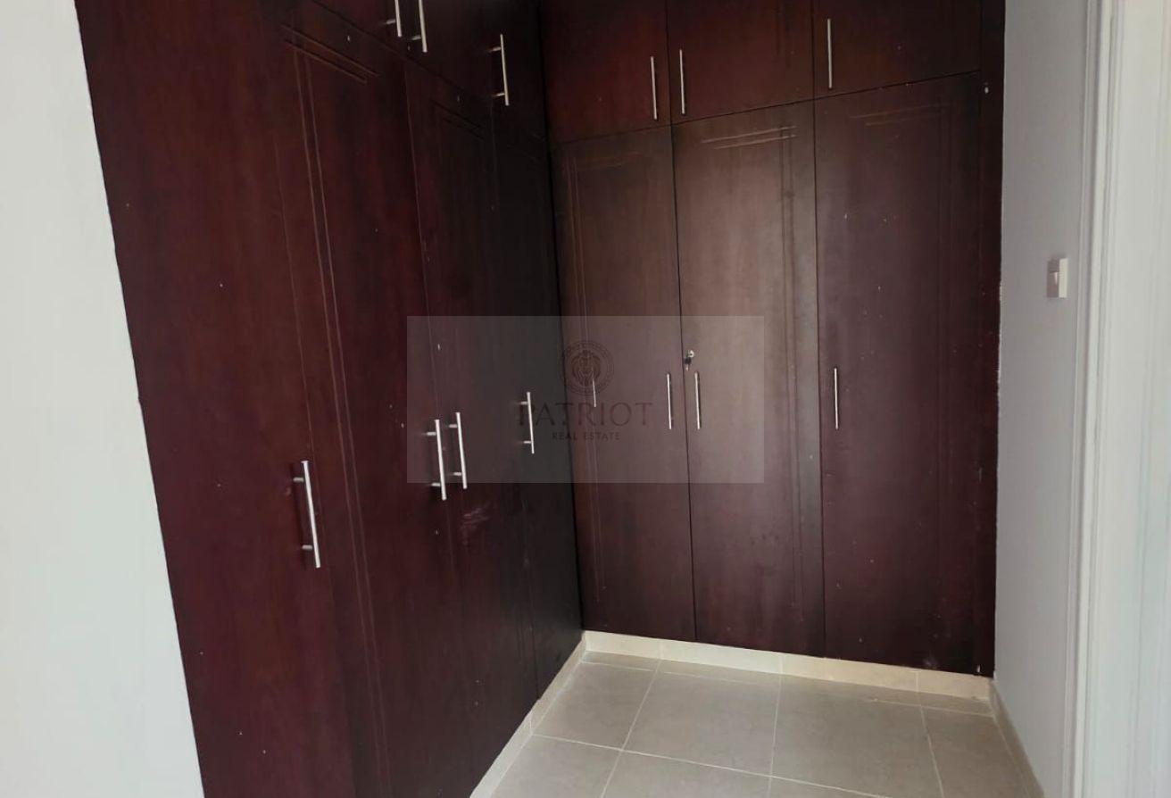 Marvelous 6 bed + Maid | Private Garden | Spacious photo 14