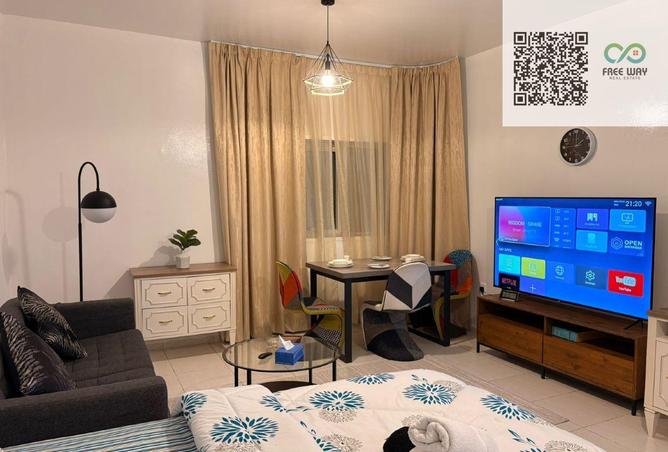 100852824 - Property Image 2