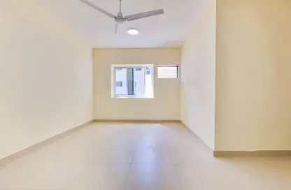 Apartment - 1 Bedroom - 2 Bathrooms for rent in Al Hamriya - Bur Dubai - Dubai