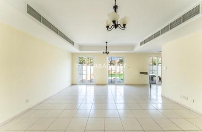 Villa - 3 Bedrooms - 3 Bathrooms for rent in Springs 11 - The Springs - Dubai