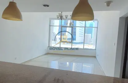 شقة - 2 غرف نوم - 2 حمامات للايجار في برج أونتاريو - الخليج التجاري - دبي