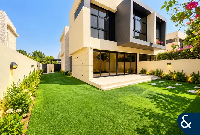 166541233 - Property Image 2