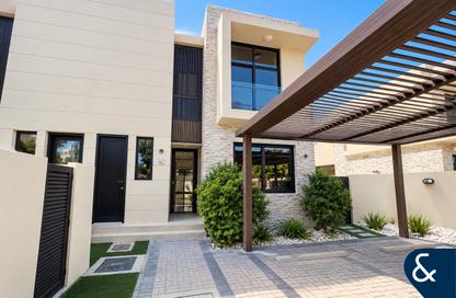 Villa - 3 - 4 for rent in Flora - Damac Hills - Dubai